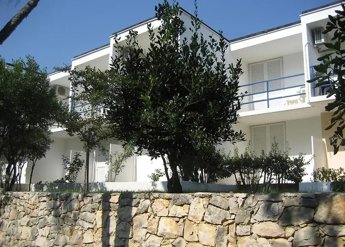 Adria Beach Guest House
